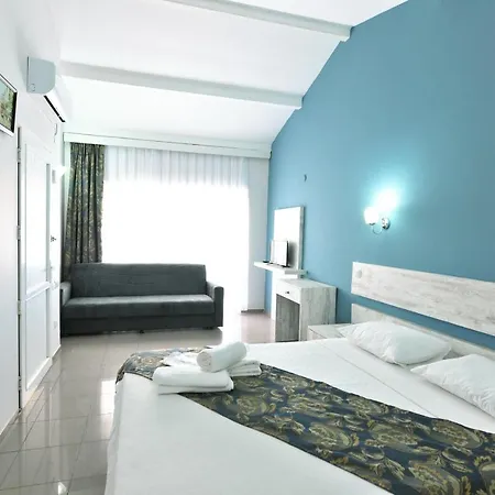 Afytos Tatil Koyu Resort